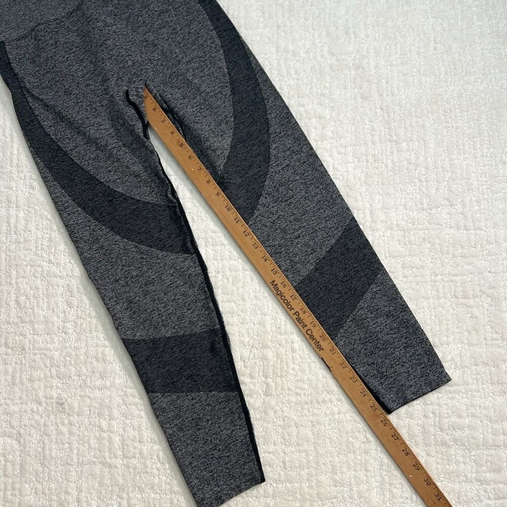 PINK Victoria's Secret Active long black charcoal athletic leggings  L - Picture 3 of 8